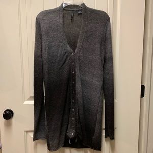 ISDA Sweater color is variegated black to gray